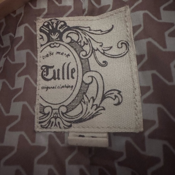 Tulle,tan pea coat size 6 - Picture 5 of 5